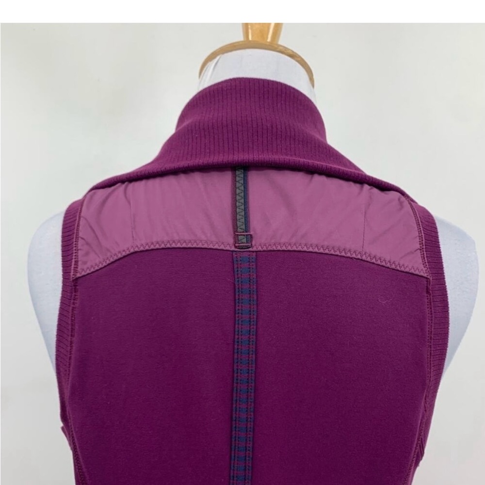 lululemon athletica Plum Purple Sleeveless Zip Vest - Picture 8 of 11